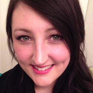 Meet your Posher, Leanna